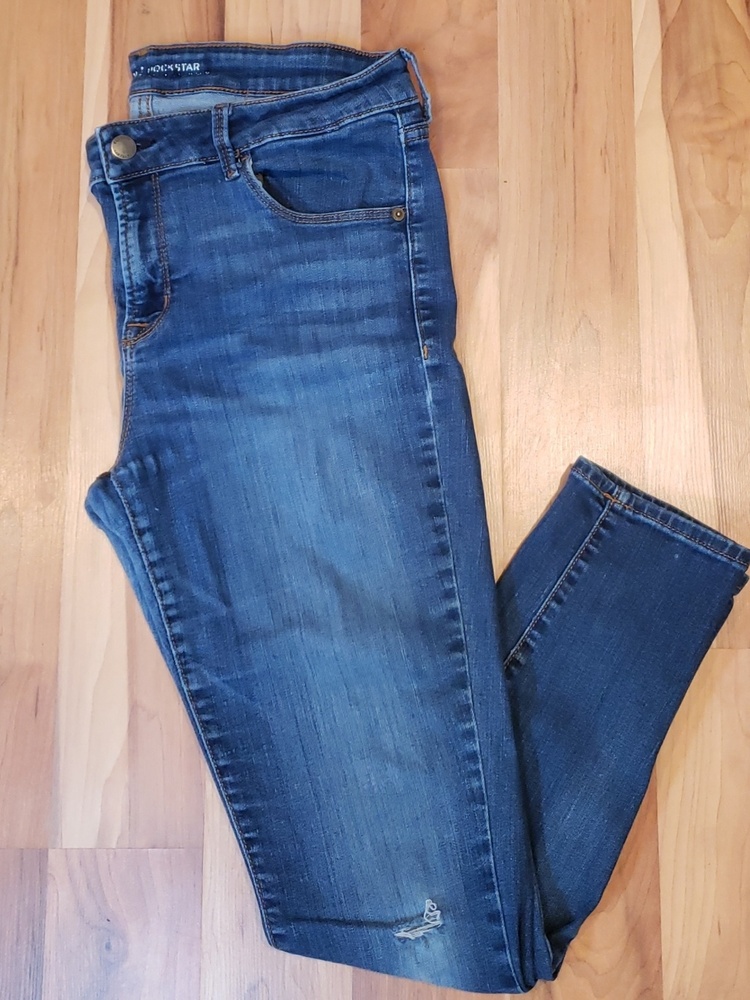 Old navy rockstar jeans